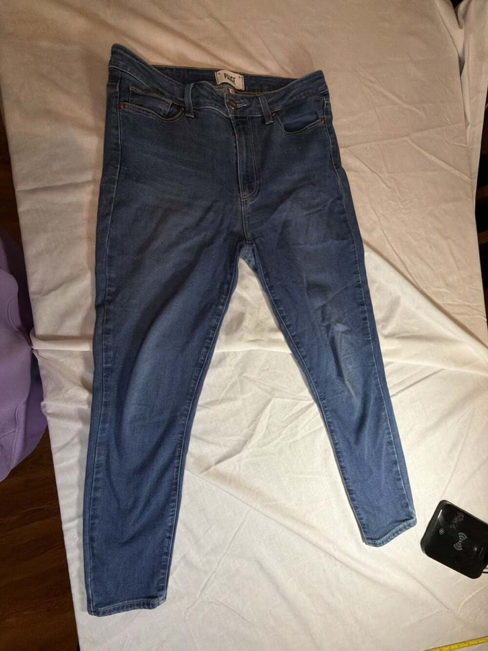 PAIGE Size 30 Skinny Jeans